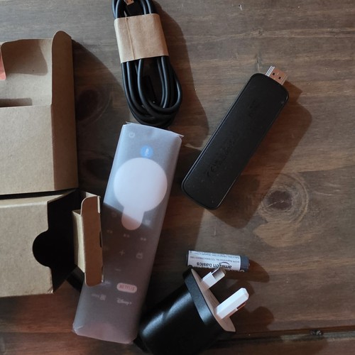 Amazon fire stick max - fire,