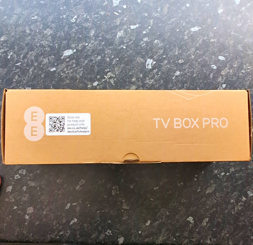 Box pro media streamer - ee,